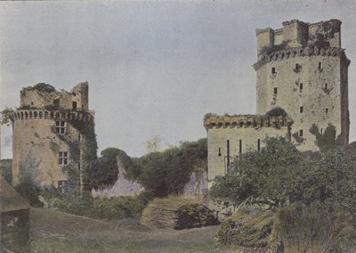 Rovine del castello di Elven da (after) French Photographer