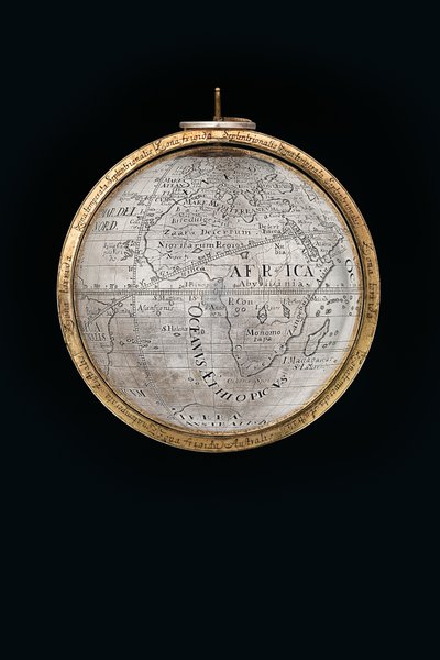 Due globi terrestri e celesti eccezionali, sostenuti da Ercole e Atlante, Augusta, 1697-99 da Abraham Drentwett