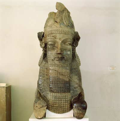 Capitale con testa umana, dal Tripylon, Persepoli, Iran da Achaemenid