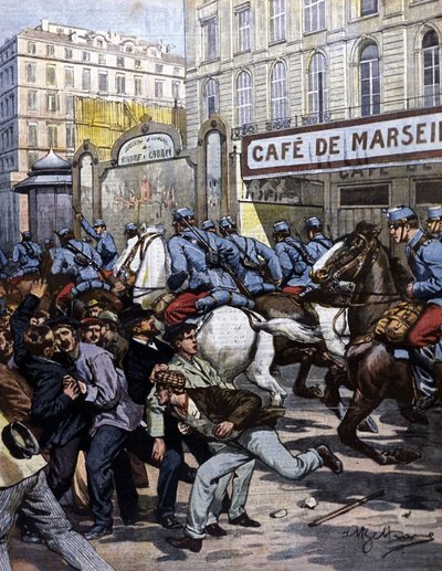 Gli scioperi dei lavoratori a Marsiglia: gli ussari in carica sulla Canebière. Illustrazione di Beltrame. La Domenica del Corriere. 1901 da Achille Beltrame