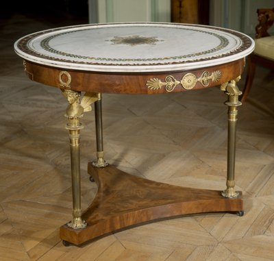 Arte francese Gueridon con piano in marmo dipinto intorno al 1800 - 1804 da Adam (attr. to) Weisweiler