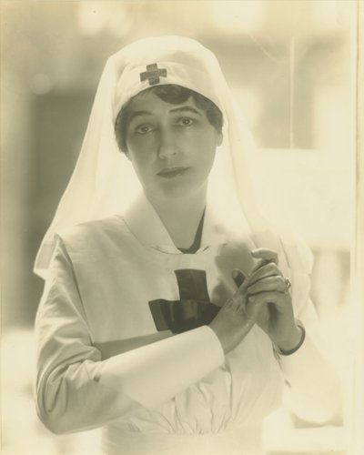 Lady Duff-Gordon come Infermiera da Adolf de Meyer