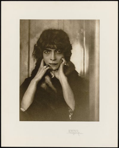 Ritratto della Marchesa Luisa Casati da Adolf de Meyer