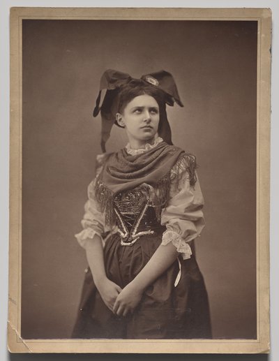 Giovane Donna Alsaziana da Adolphe Braun