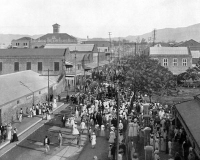 King Street guardando a nord, Kingston, Giamaica, c1905 da Adolphe Duperly and Son