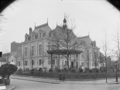 Municipio, c.1886-90 da Adolphe Giraudon