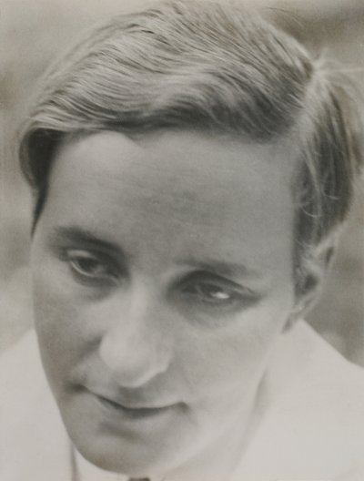 Autoritratto da Aenne Biermann