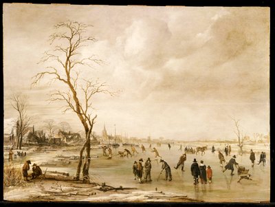 Paesaggio invernale con cittadini che pattinano e giocano a golf su un fiume ghiacciato, una città oltre da Aert van der Neer