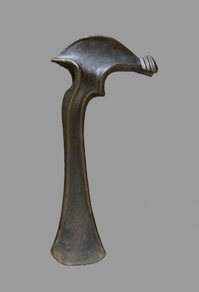 Ascia, trovata in Ungheria da Age Bronze
