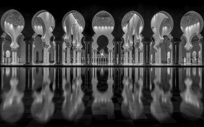 Riflessioni sulla Grande Moschea da Ahmed Thabet