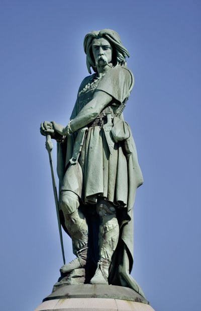 Statua colossale di Vercingetorige (72-46 a.C.), capo gallico da Aime Millet