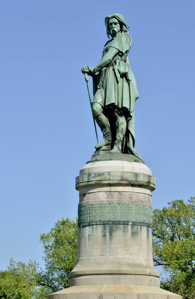 Statua colossale di Vercingetorige (72-46 a.C.) da Aime Millet