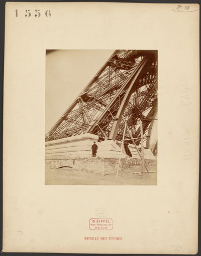 Fondazioni, trave, operaio: Torre Eiffel da Albert Fernique