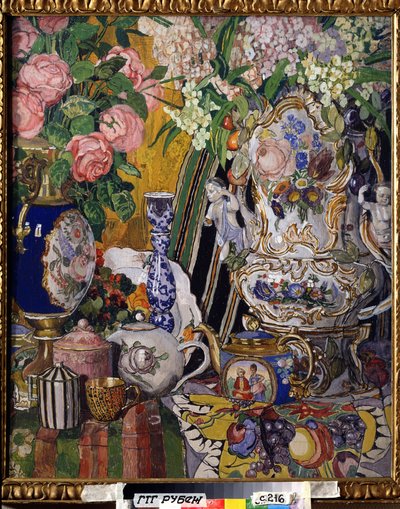 Natura morta con fiori e porcellana da Aleksandr Jakovlevic Golovin