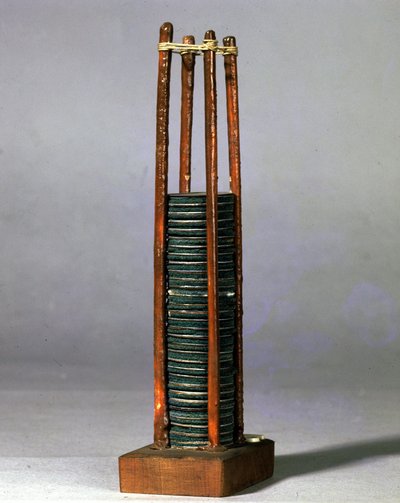 La pila di Alessandro Volta. Museo della Scienza e della Tecnologia, Milano da Alessandro Volta
