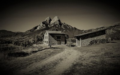 Via della montagna, 2019 da Alex Caminker