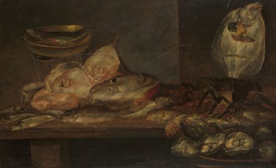 Natura morta con pesci, aragosta e ostriche su un tavolo vicino da Alexander Adriaenssen