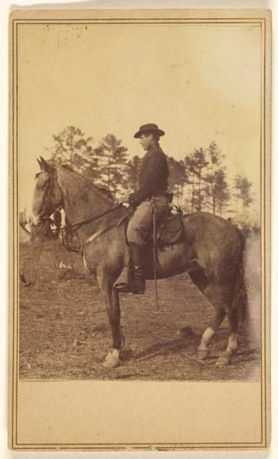[Uomo con cappello, di profilo, a cavallo] da Alexander Gardner