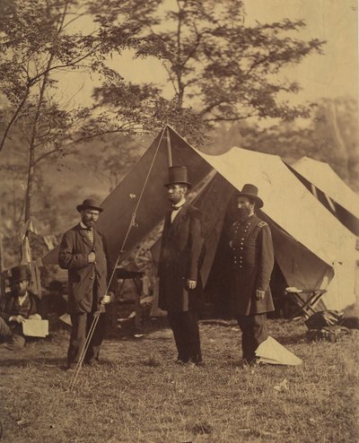 Presidente Abraham Lincoln, Maggiore Generale John A. McClernand e E. J. da Alexander Gardner