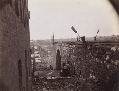 Rovine del ponte ferroviario Richmond & Petersburg, Richmond, Virginia da Alexander Gardner