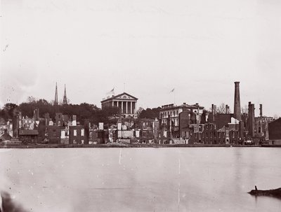 Rovine sulla riva nord del canale, Richmond, 1865 da Alexander Gardner