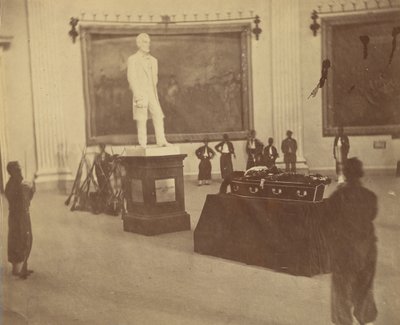 [Thaddeus Stevens in stato nella Rotonda del Campidoglio a Washington], 1867 da Alexander Gardner