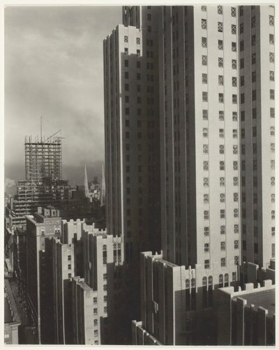 Dalla mia finestra al Shelton, Ovest, 1931 da Alfred Stieglitz