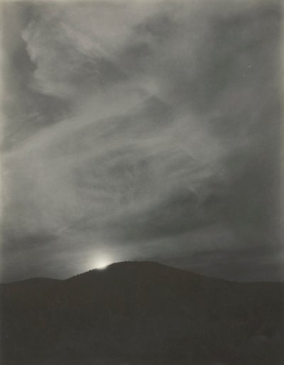 Lago George, c. 1922 da Alfred Stieglitz