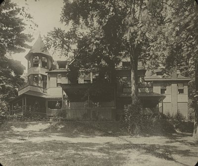Oaklawn House, (Lato Est) da Alfred Stieglitz