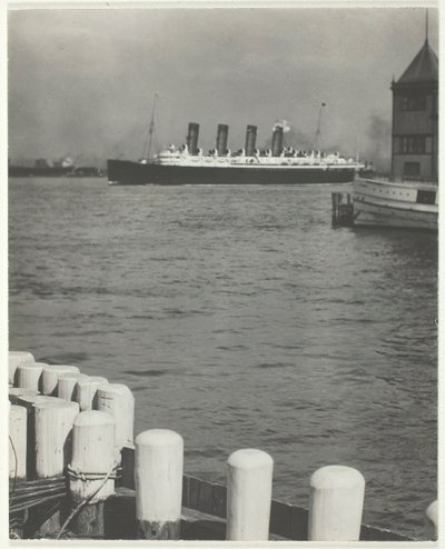 In partenza, il Mauretania, 1910, stampato 191832 da Alfred Stieglitz