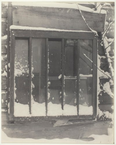 Finestra: Legno, Vetro, Neve, 1923 da Alfred Stieglitz