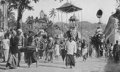 Kandy. Processione Perahera, c1890, 1910 da Alfred William Amandus Plate