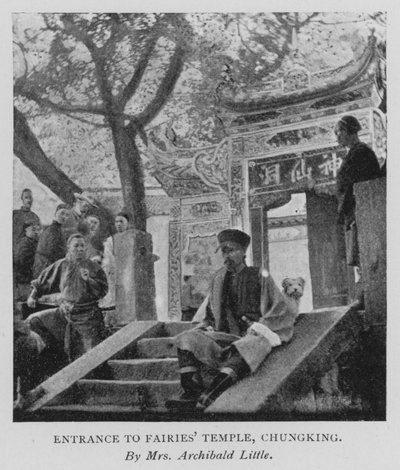 Ingresso al Tempio delle Fate, Chungking da Alicia Little