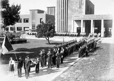 Villa Rosa Maltoni Mussolini: banda e parata degli studenti da Fratelli Alinari