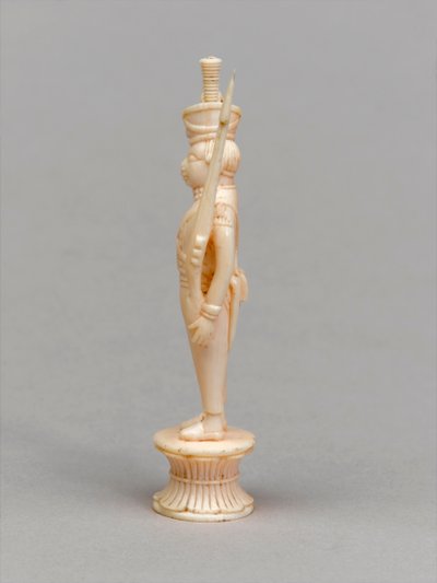 Pedone bianco, pezzo degli scacchi, India, circa 1820 da Allen Edward Everitt
