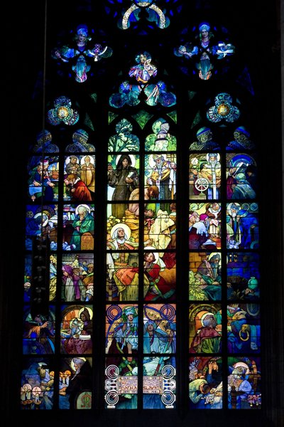 Vetrata di Alphonse Mucha nella Cattedrale di San Vito a Praga, Repubblica Ceca da Alphonse Mucha