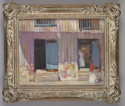 Donna che cammina davanti a edifici da Alson Skinner Clark