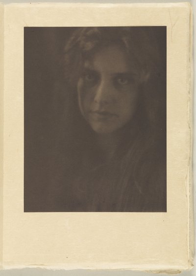 Studio - Miss R da Alvin Langdon Coburn