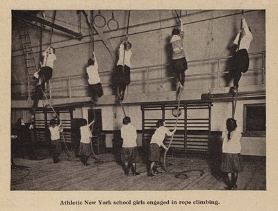 Ragazze atletiche di New York impegnate nell