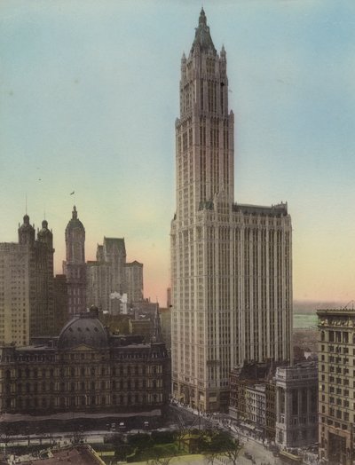 New York: Ufficio postale; Woolworth Building da American Photographer (after)