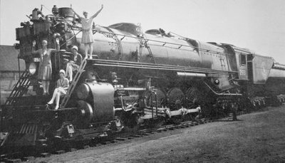 Una locomotiva classe S-1 4-8-4 costruita da Baldwin per il treno 