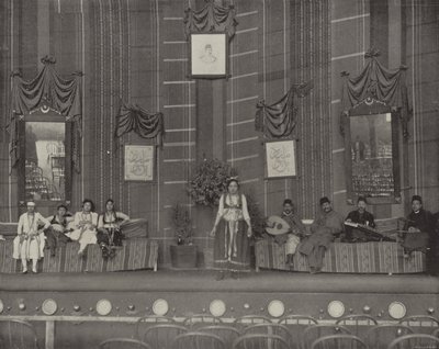 Una danza nel teatro della strada del Cairo da American Photographer