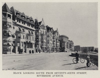 Vista a sud da Seventy-Sixth Street, Riverside Avenue da American Photographer