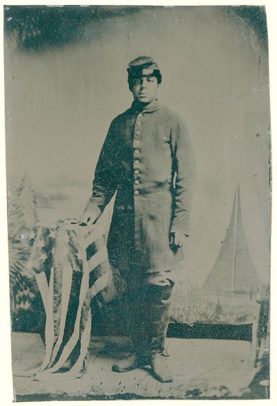 Charles H. Arnum, un soldato del 54° Reggimento di Fanteria Volontaria del Massachusetts, 1864 (foto tintype) da American Photographer