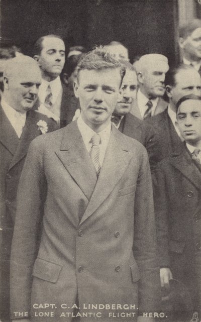 Charles Lindbergh, aviatore americano che ha effettuato il primo volo transatlantico in solitaria da American Photographer