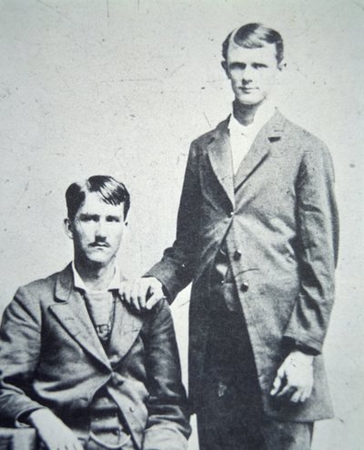 Frank (1843-1915) e Jesse James (1847-82) c.1870 da American Photographer