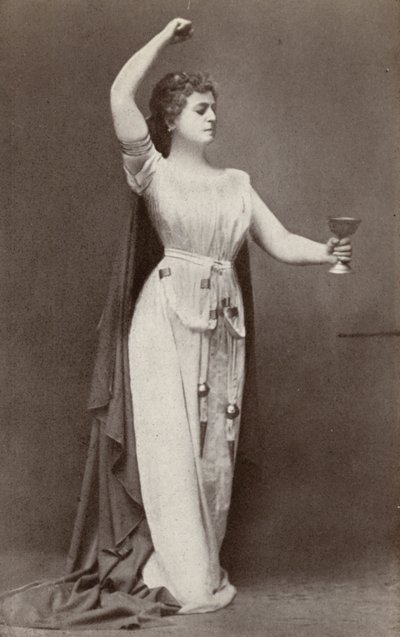 Lilli Lehmann, nel ruolo di Isotta, in "Tristan Und Isolde" (foto b/n) da American Photographer
