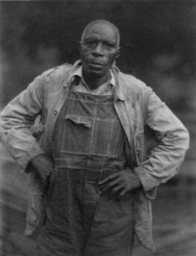 Uomo in tuta da American Photographer