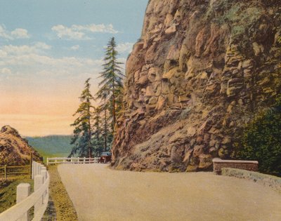 Vicino alle cascate di Little Jack, autostrada del fiume Lower Columbia (foto a colori) da American Photographer