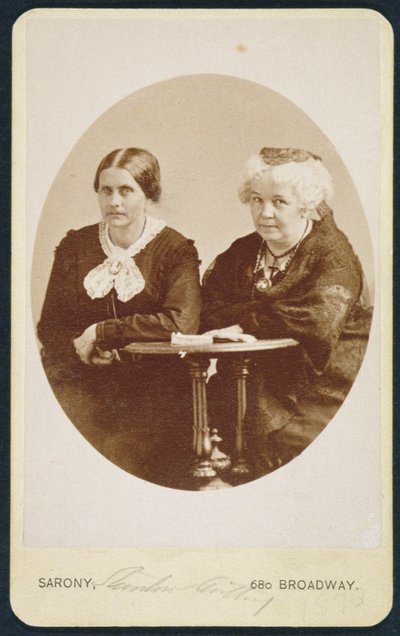 Ritratto di Elizabeth Cady Stanton (1815-1902) e Susan B. Anthony (1820-1906), c.1880 da American Photographer